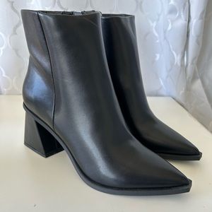 BP Loren Black Ankle Bootie, Women’s Size 9